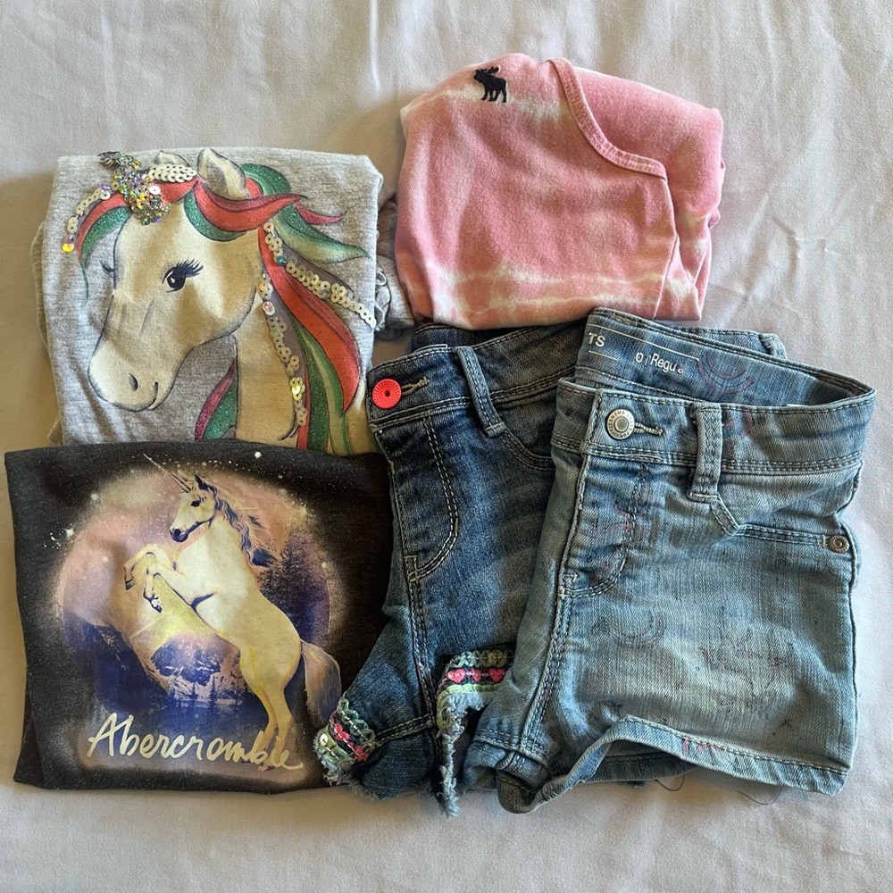 5 girl items size 5/6